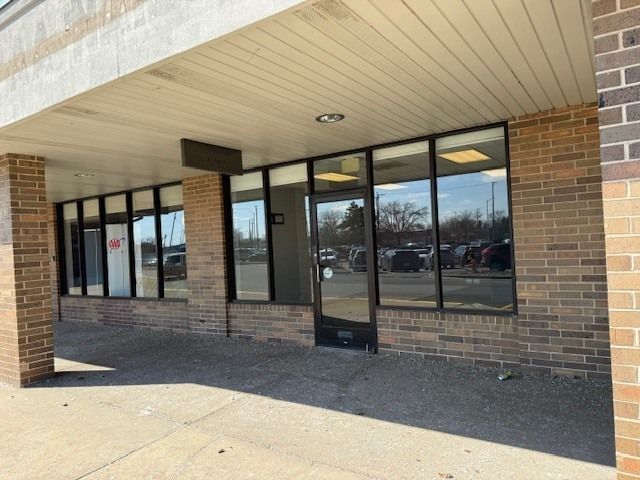 1832 ARLINGTON HEIGHTS Road, Arlington Heights, IL 60005
