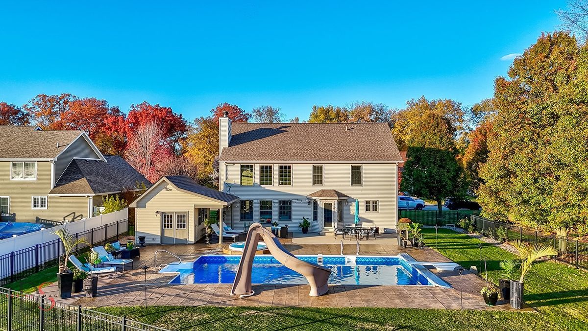 1123 Country Oak Drive, Ottawa, IL 61350