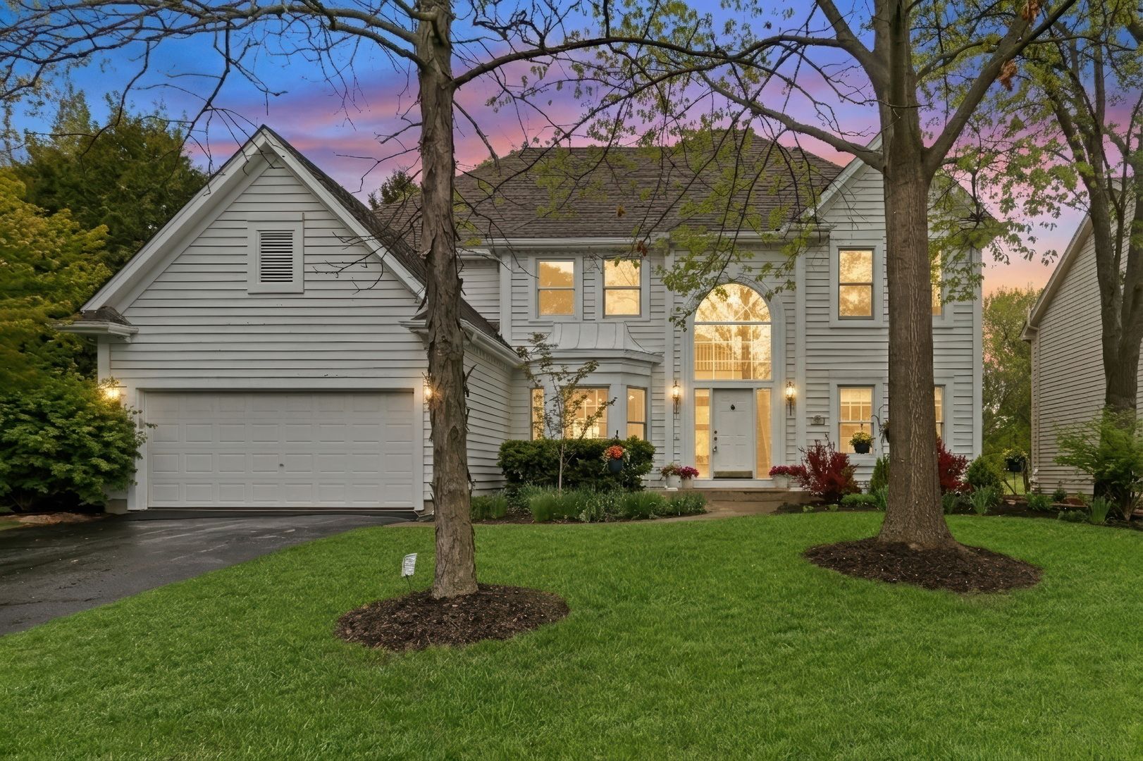 7452 Bittersweet Drive — Gurnee, IL 60031