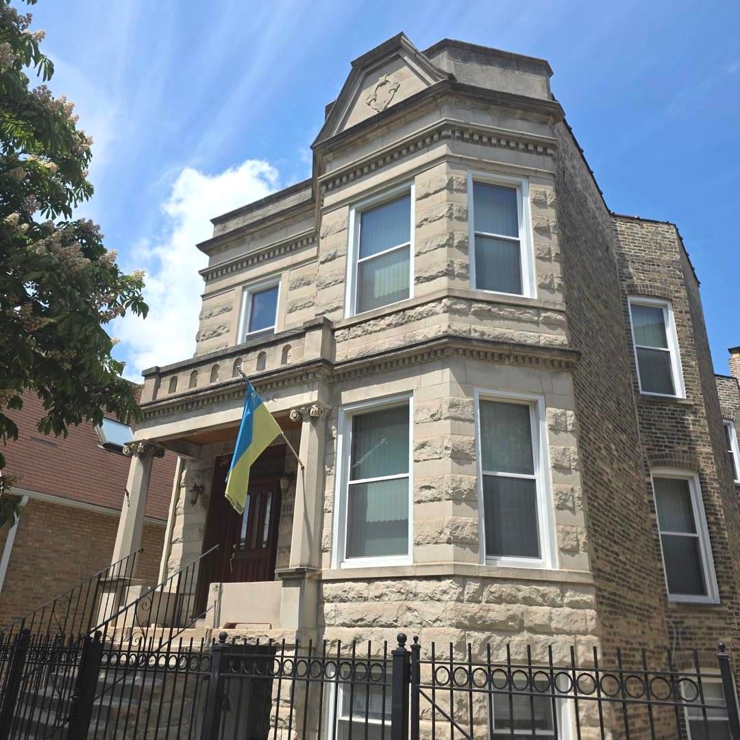 2624 Walton Street, Chicago, IL 60622