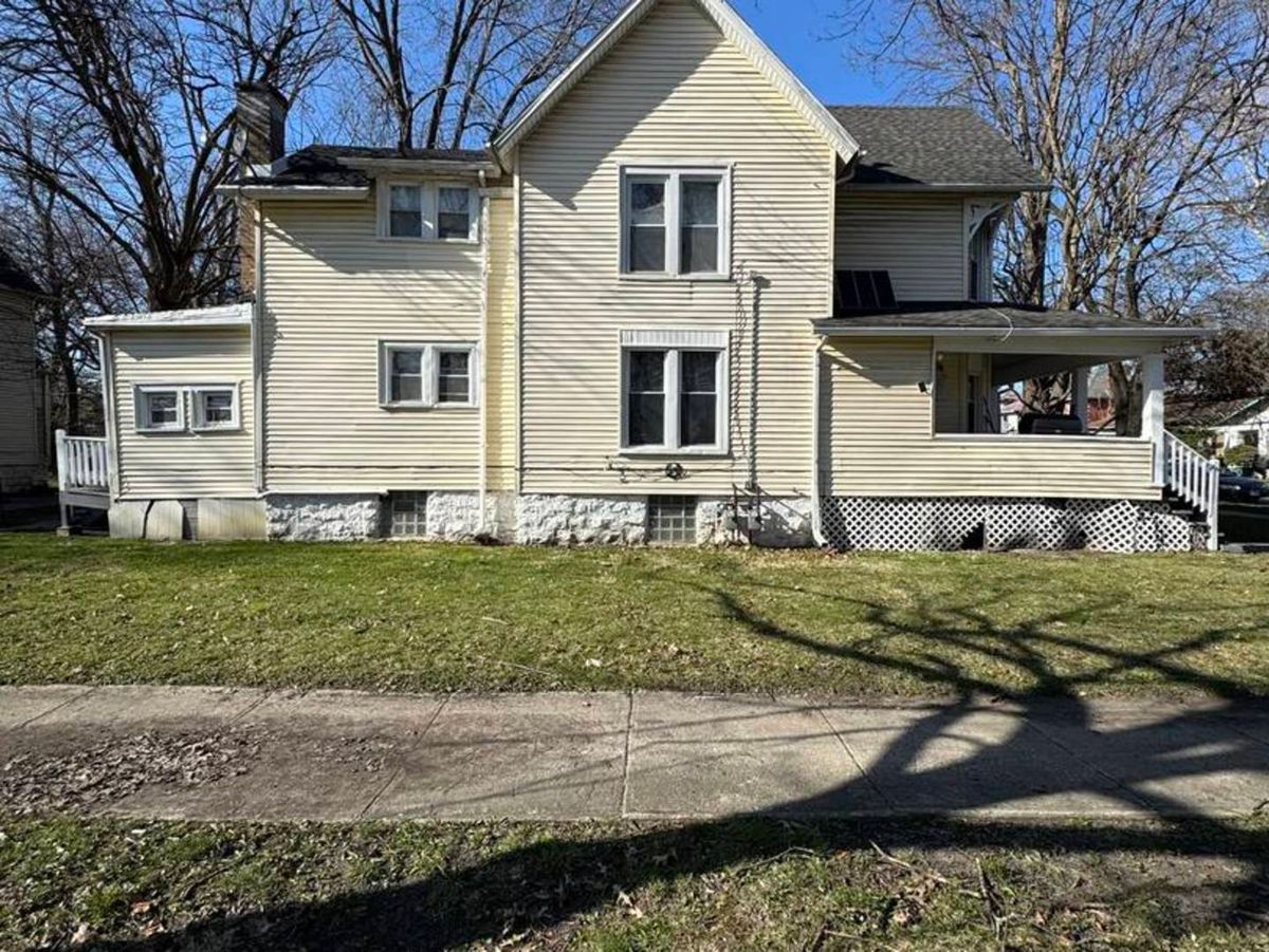 15544 Turlington Avenue, Harvey, IL 60426