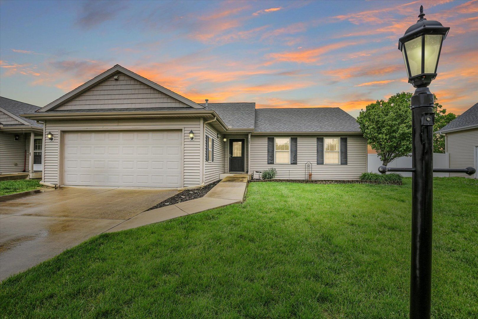 707 Chickory Drive — Champaign, IL 61822