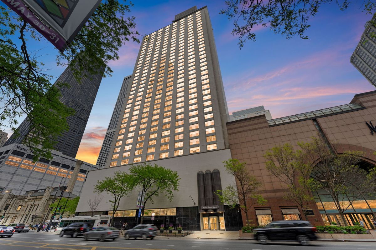777 Michigan Avenue, Chicago, IL 60611