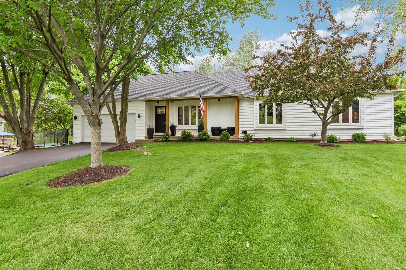 5N780 Kingswood Drive — St. Charles, IL 60175