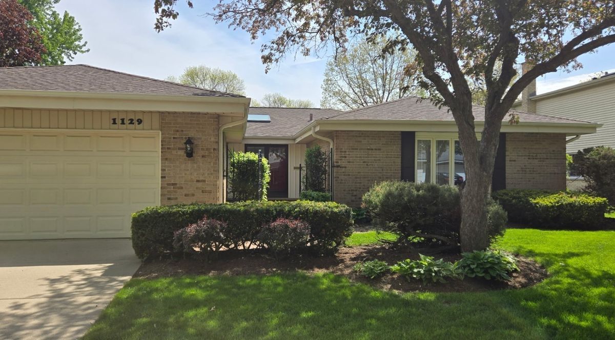 1129 Salem Lane, Arlington Heights, IL 60005