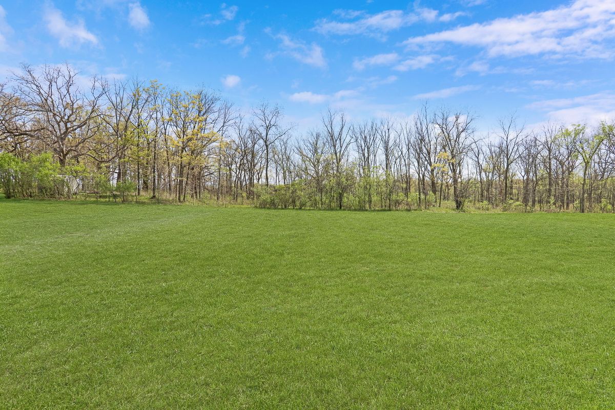14705 W Concord Court, Wadsworth, IL 60083
