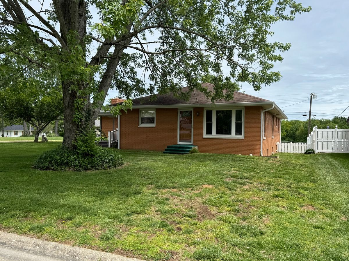 100 Belcher Drive, Anna, IL 62906