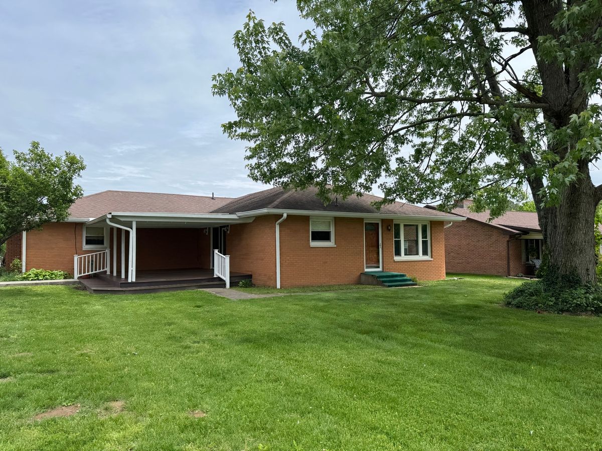 100 Belcher Drive, Anna, IL 62906