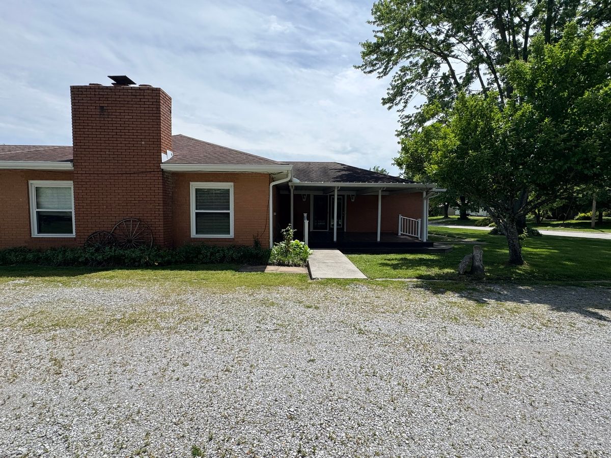 100 Belcher Drive, Anna, IL 62906