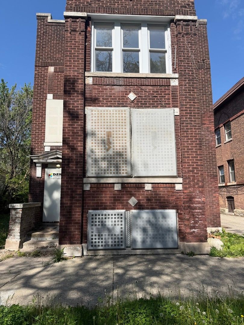 6716 May Street, Chicago, IL 60621