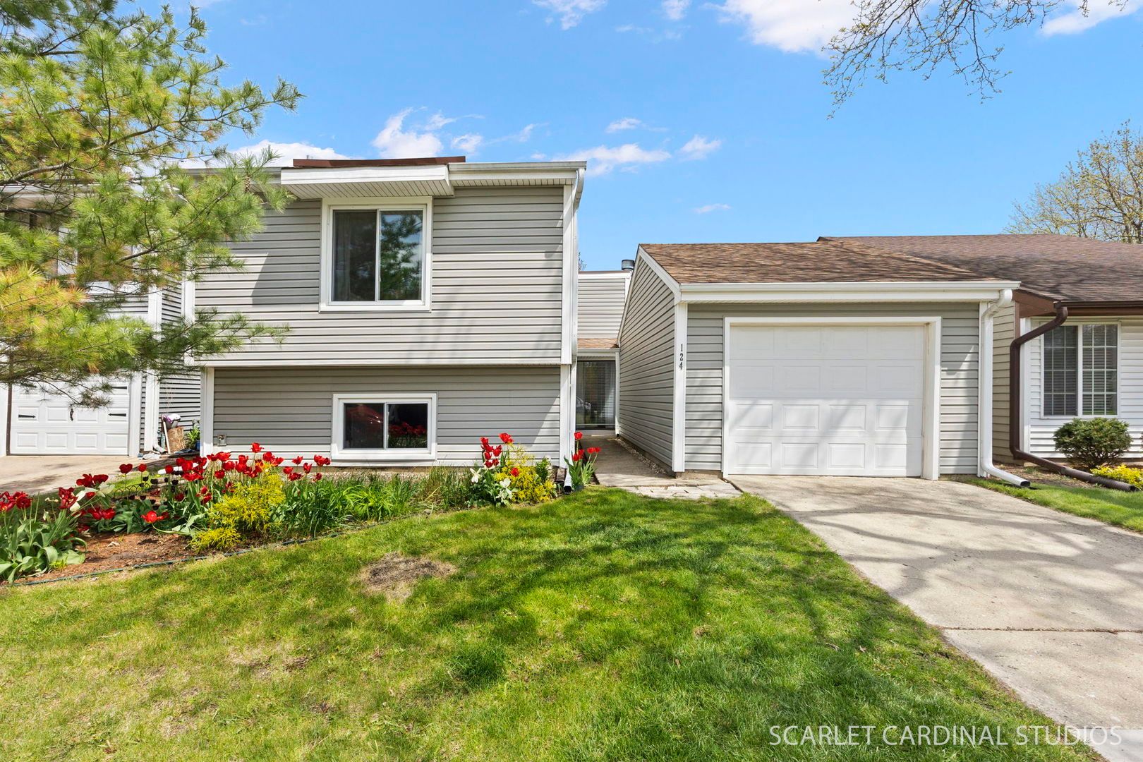 30W124 Wood Court — Warrenville, IL 60555