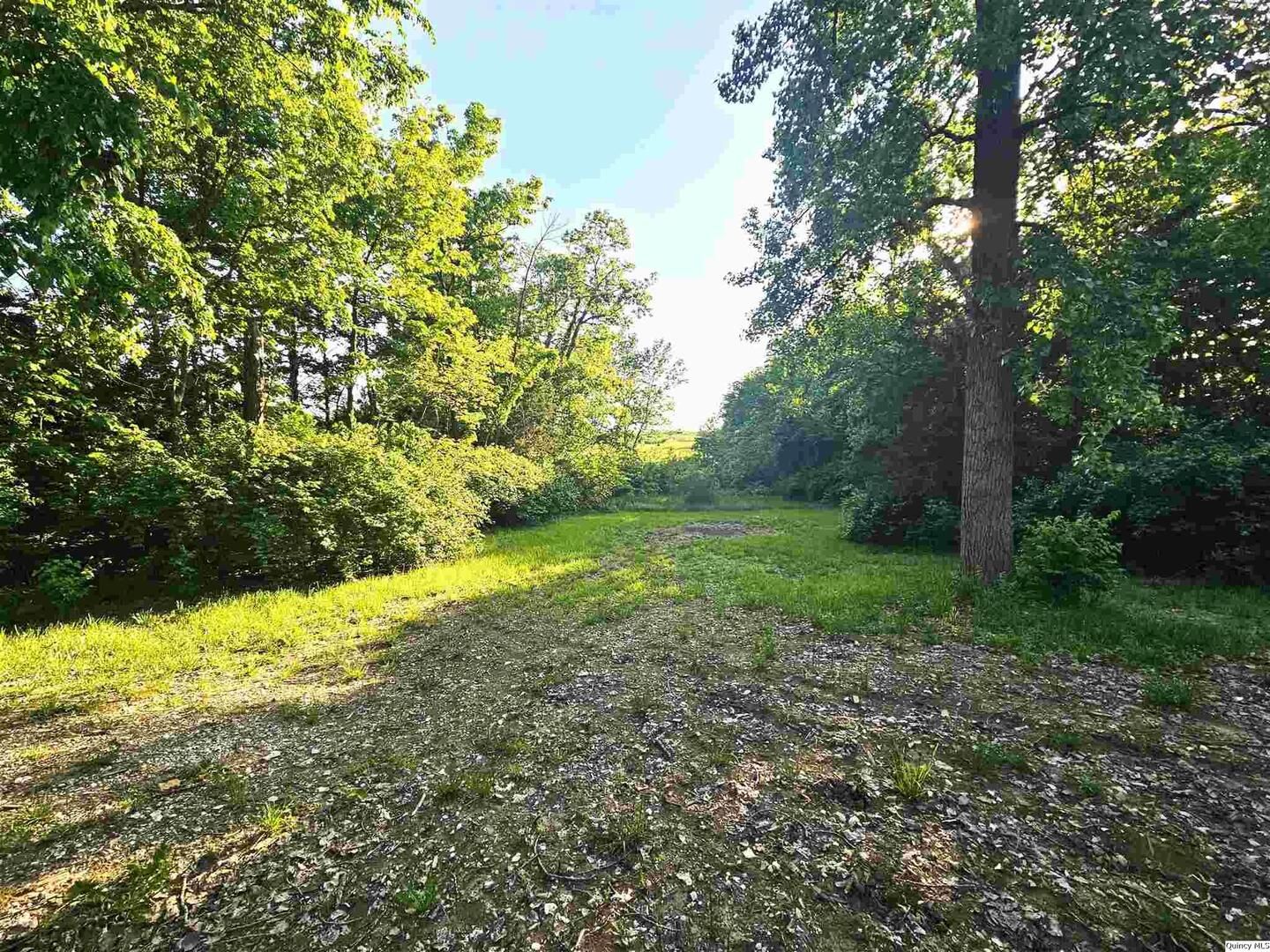 9606 Rock Quarry Road — Quincy, IL 62305