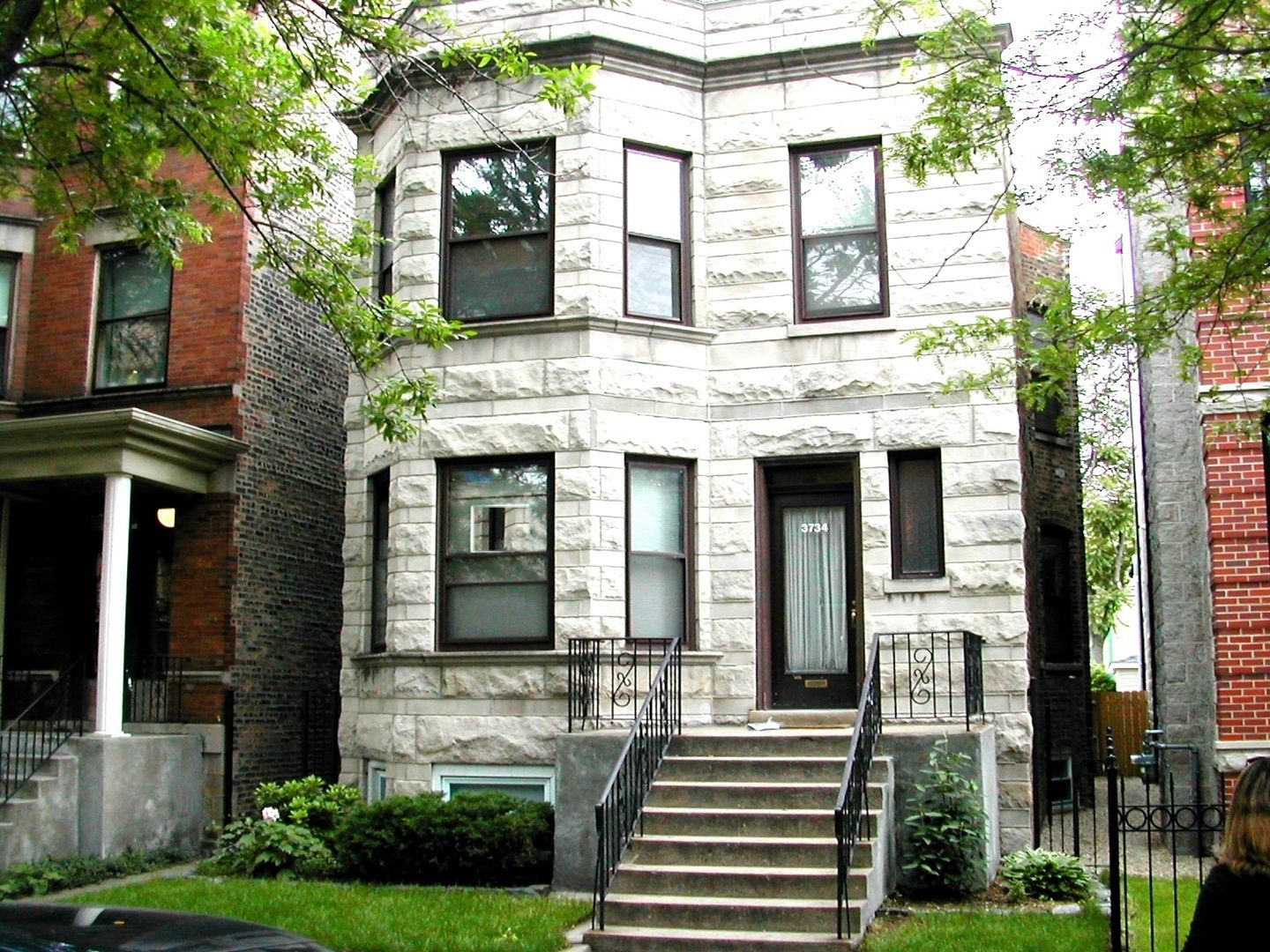 3734 N Racine Avenue #2 — Chicago, IL 60613