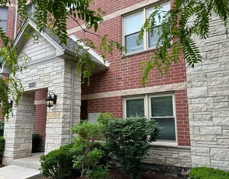 6906 W MEDILL Avenue #2E — Chicago, IL 60707