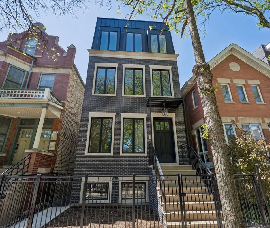 2202 Leavitt Street, Chicago, IL 60647