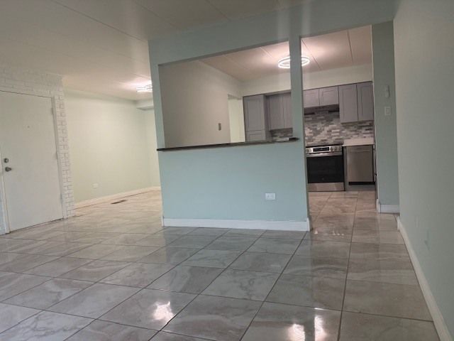 383 STONEY ISLAND Avenue #102, Calumet City, IL 60409