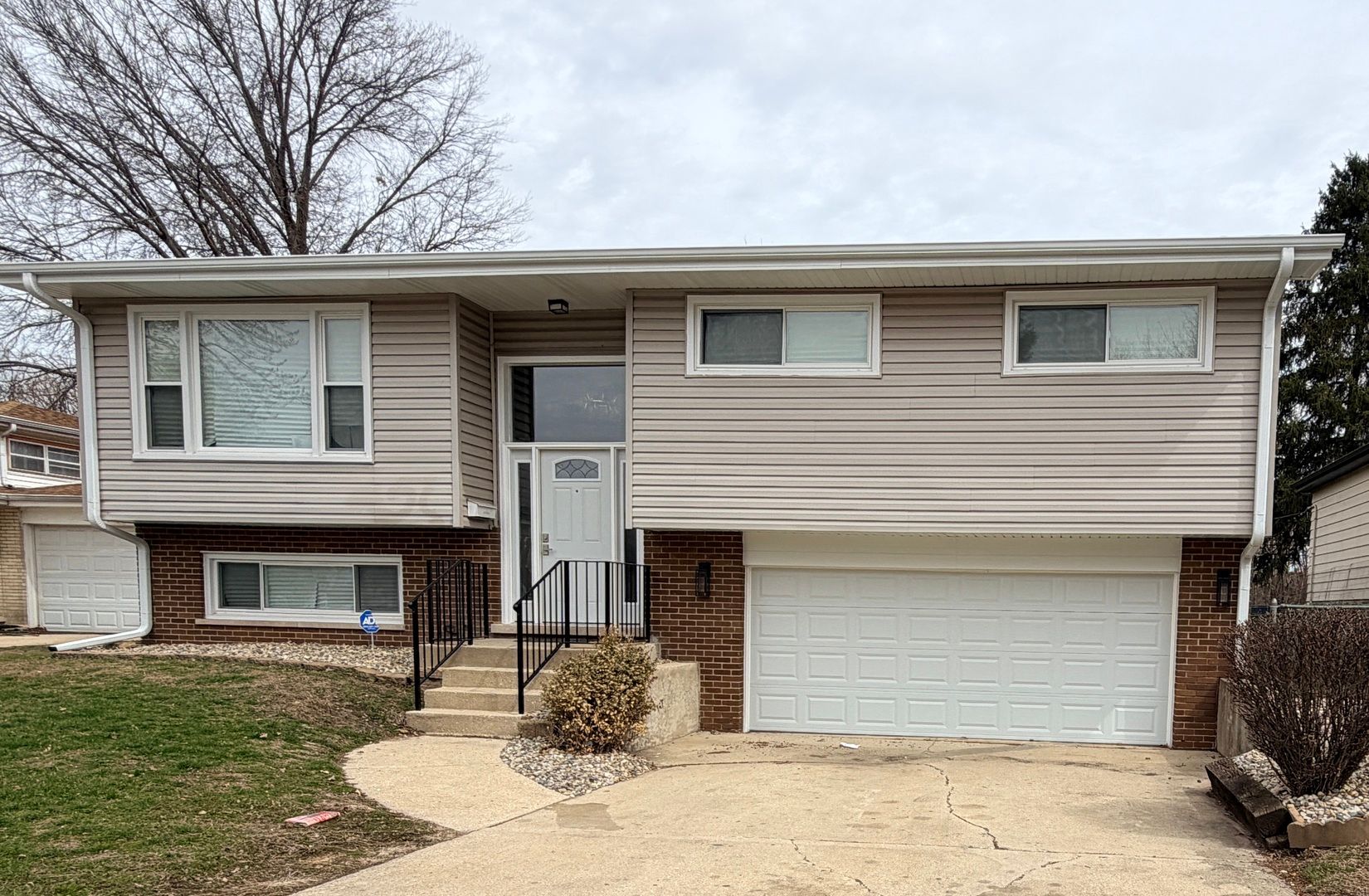 15203 Waterman Drive — South Holland, IL 60473