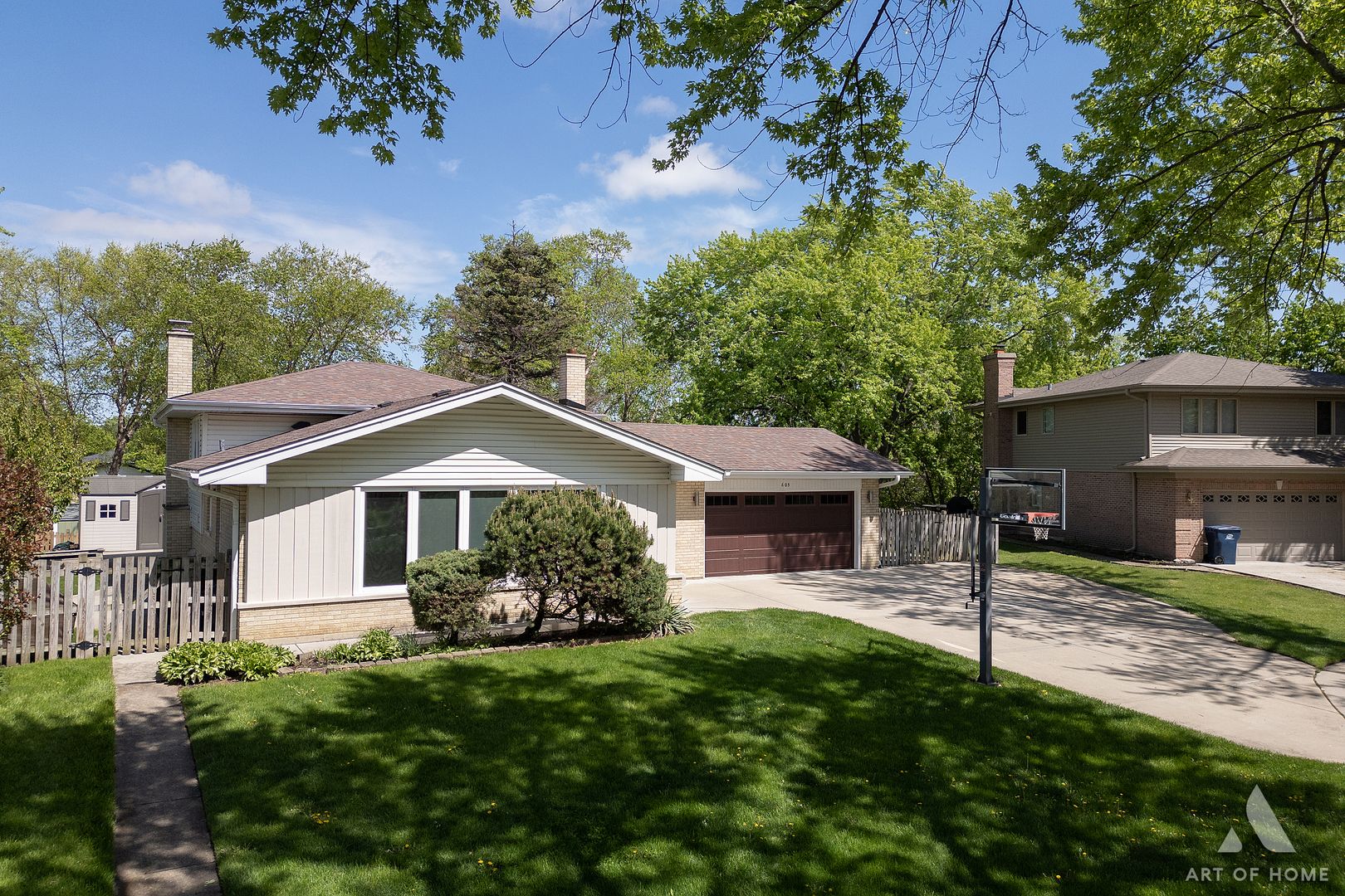 603 JOHN Court — Schaumburg, IL 60193