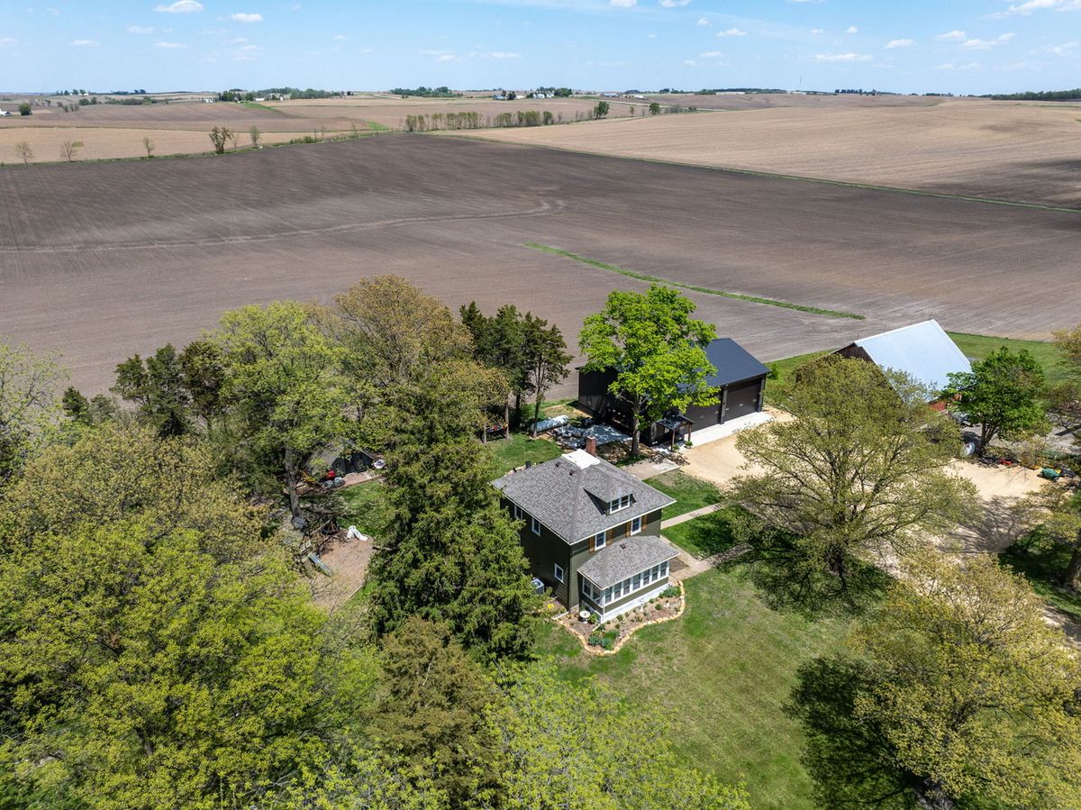 1780 170th Street, Lost Nation, IA 52254