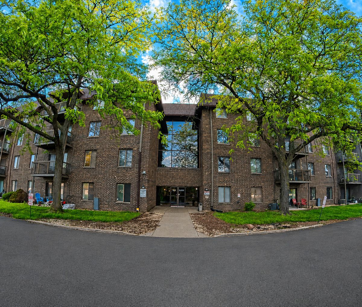 820 Elder Road, Homewood, IL 60430