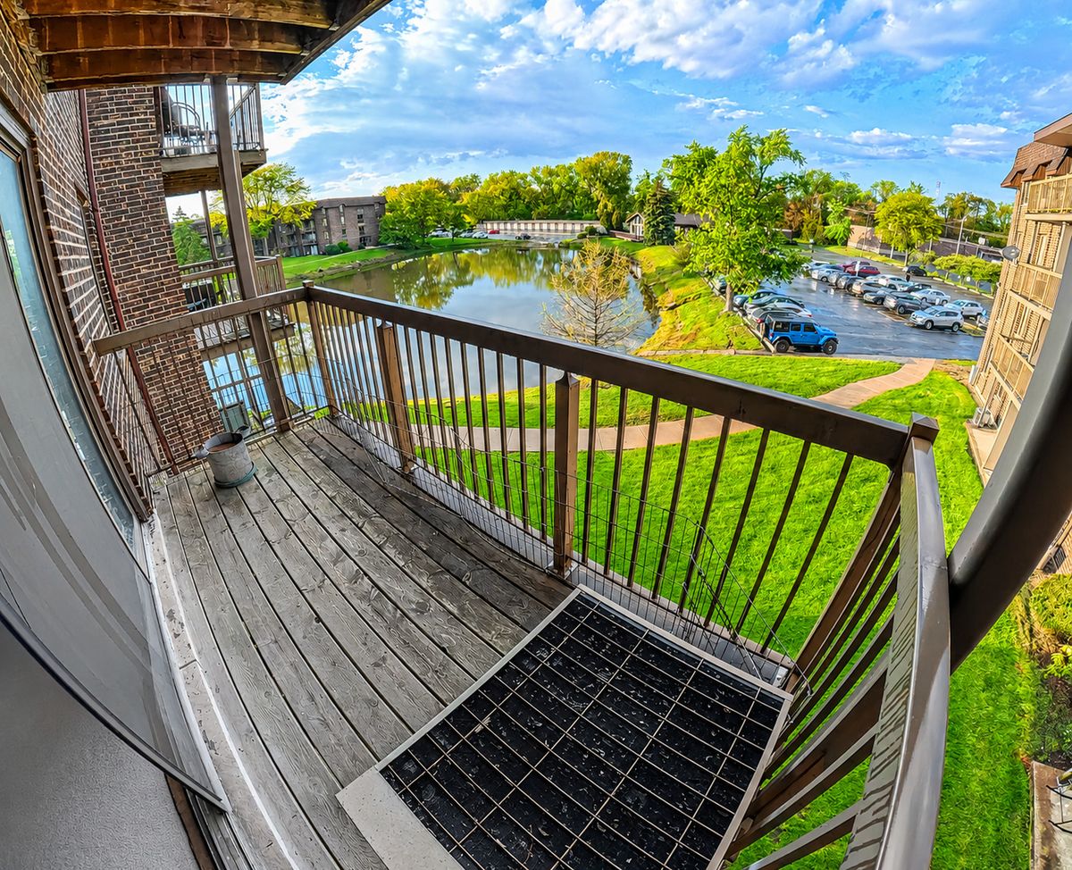 820 Elder Road #C314, Homewood, IL 60430