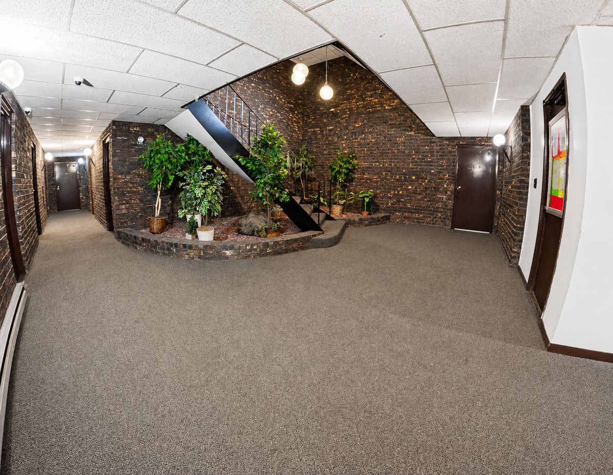 820 Elder Road #C314, Homewood, IL 60430