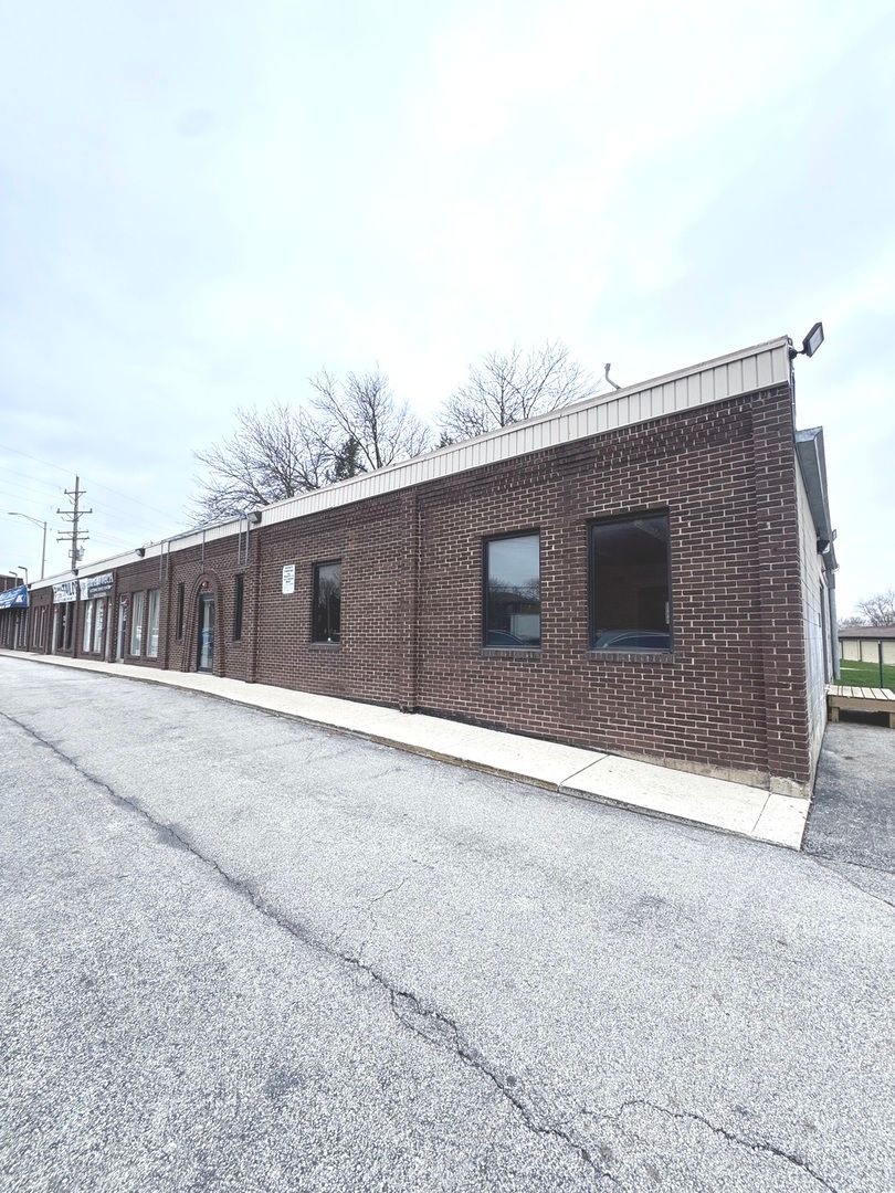 10500 SOUTHWEST Highway #G1, Chicago Ridge, IL 60415