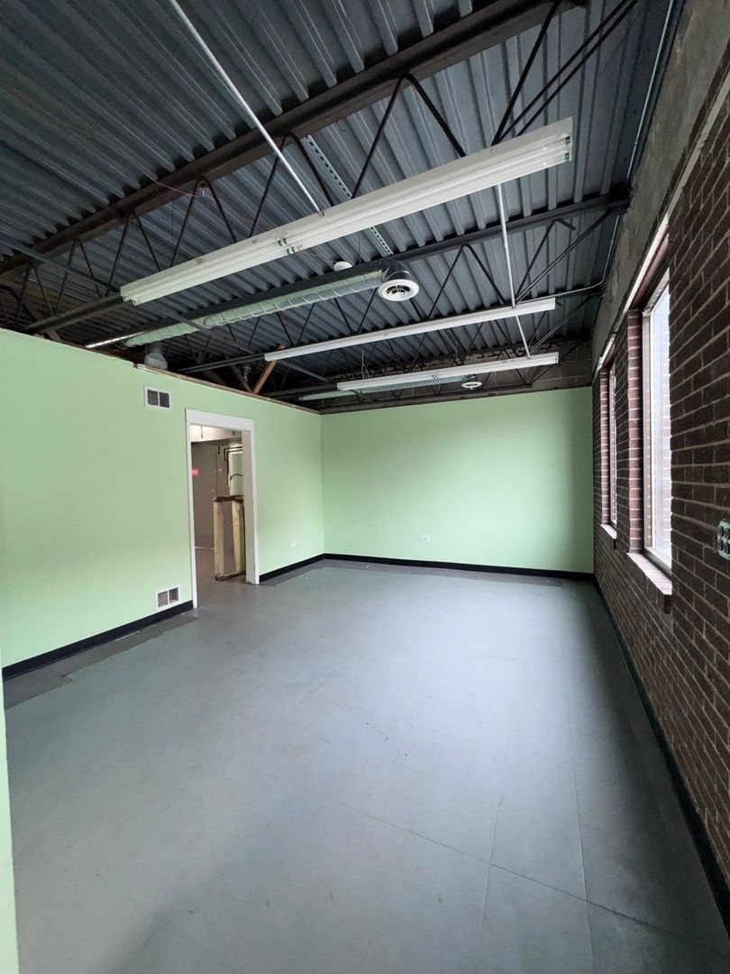 10500 SOUTHWEST Highway #G1, Chicago Ridge, IL 60415