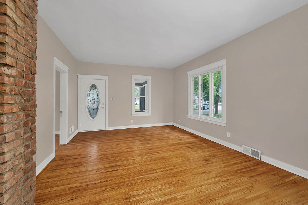 410 E Chapin Street, Morris, IL 60450