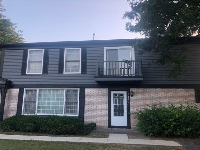 1310 Inverrary Lane, Deerfield, IL 60015