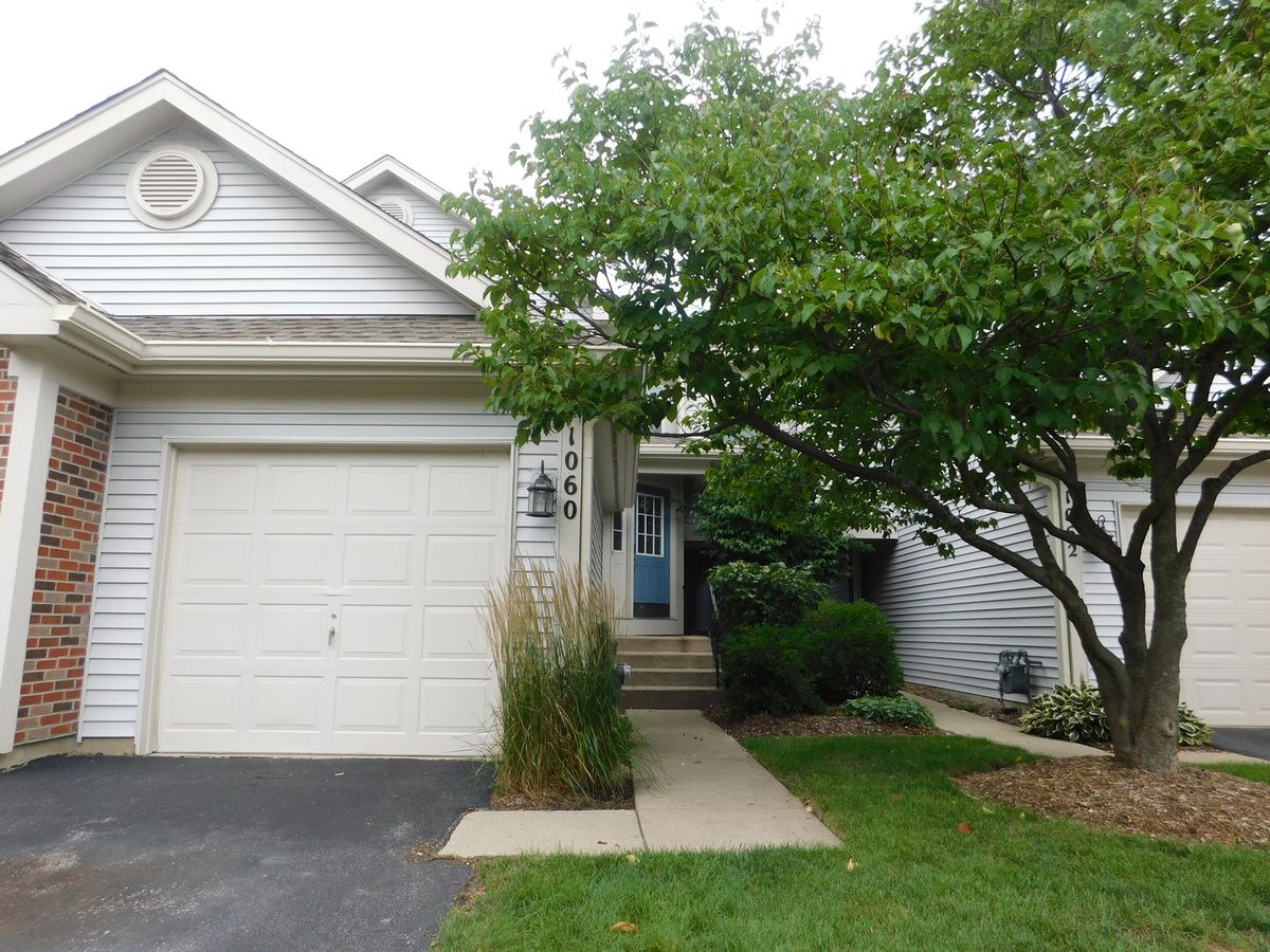 1060 Stillwater Road, Elgin, IL 60120