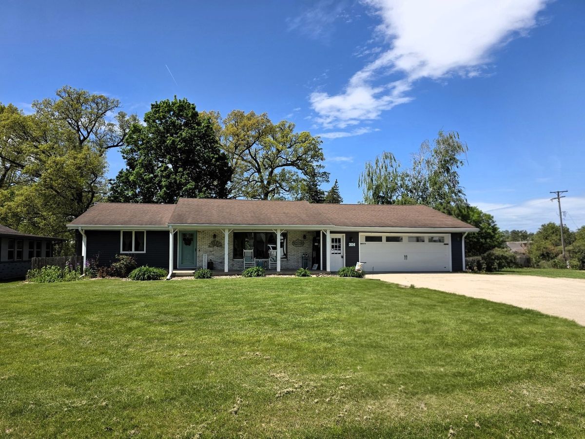 304 Tree Lane, Prophetstown, IL 61277