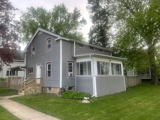 230 ELM Street, Sycamore, IL 60178