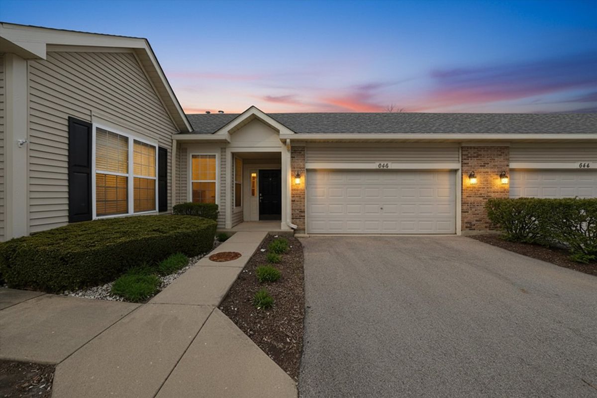 646 Cadillac Circle, Romeoville, IL 60446