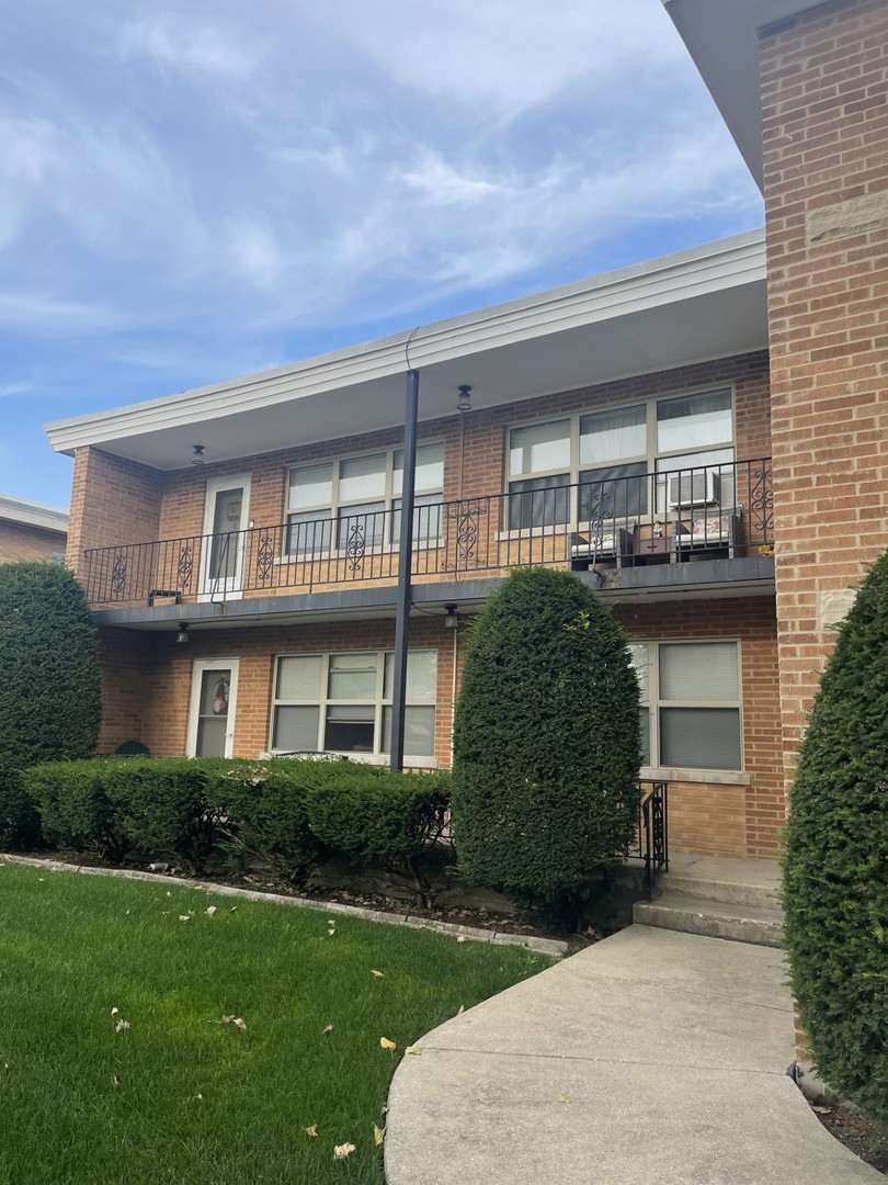 1235 Homestead Road, La Grange Park, IL 60526