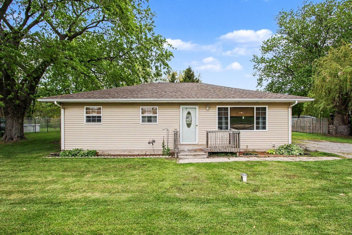 5702 Lute Road, Portage, IN 46368