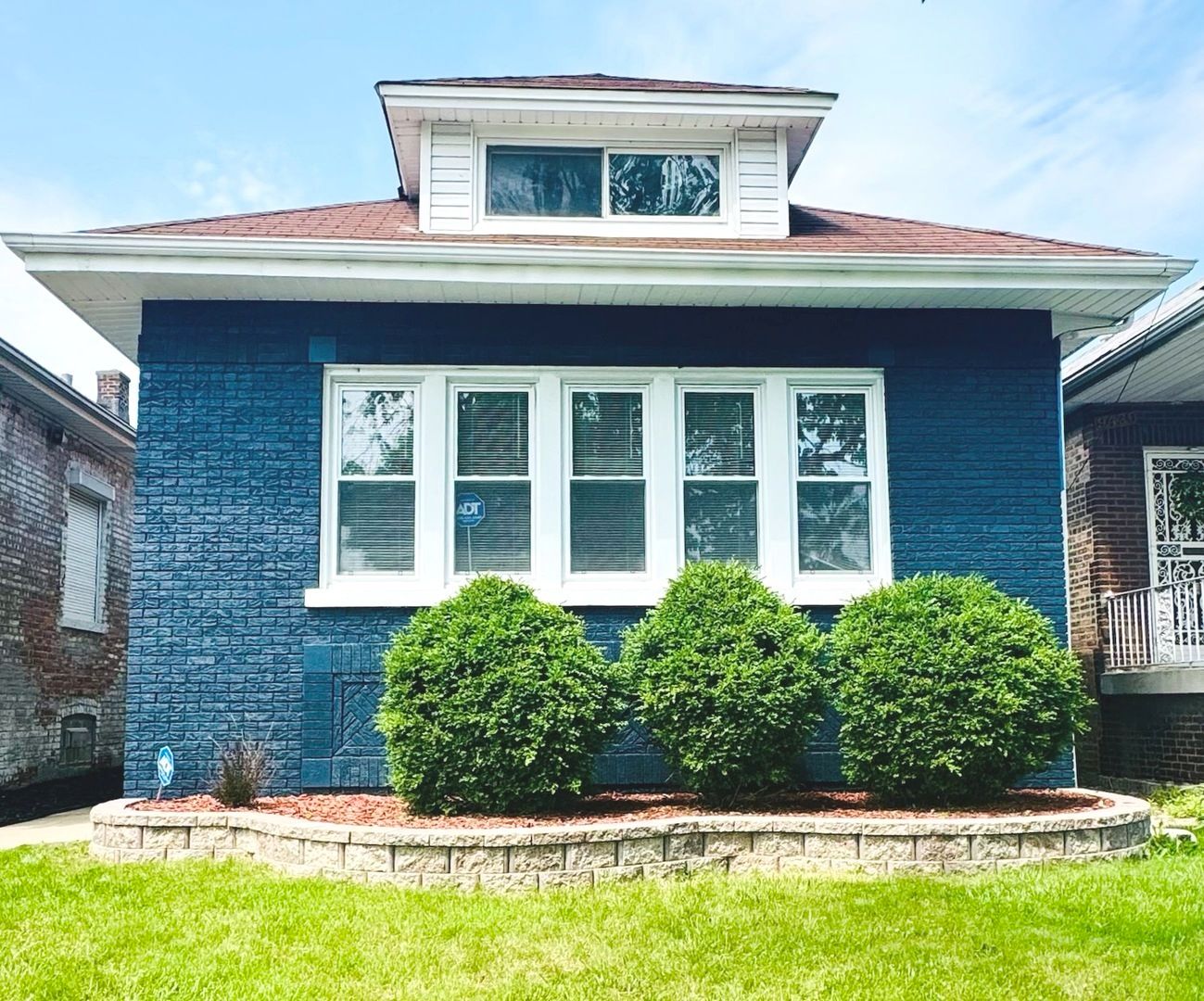 9432 S Vernon Avenue — Chicago, IL 60619