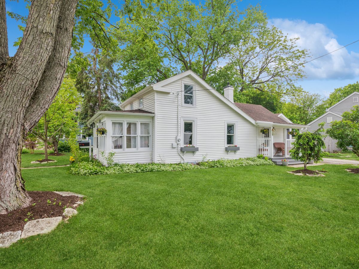 627 Park Street, Batavia, IL 60510