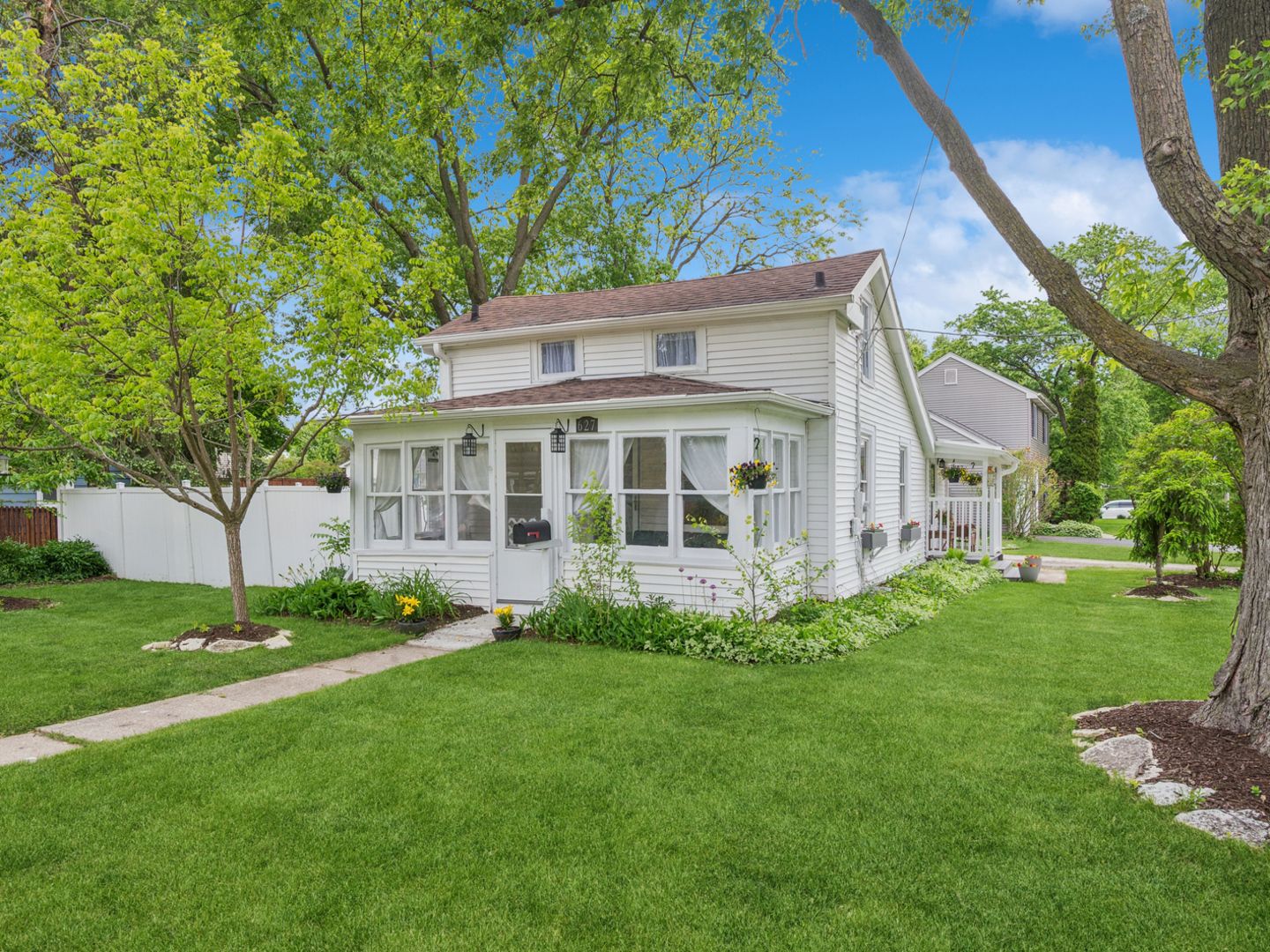 627 Park Street — Batavia, IL 60510