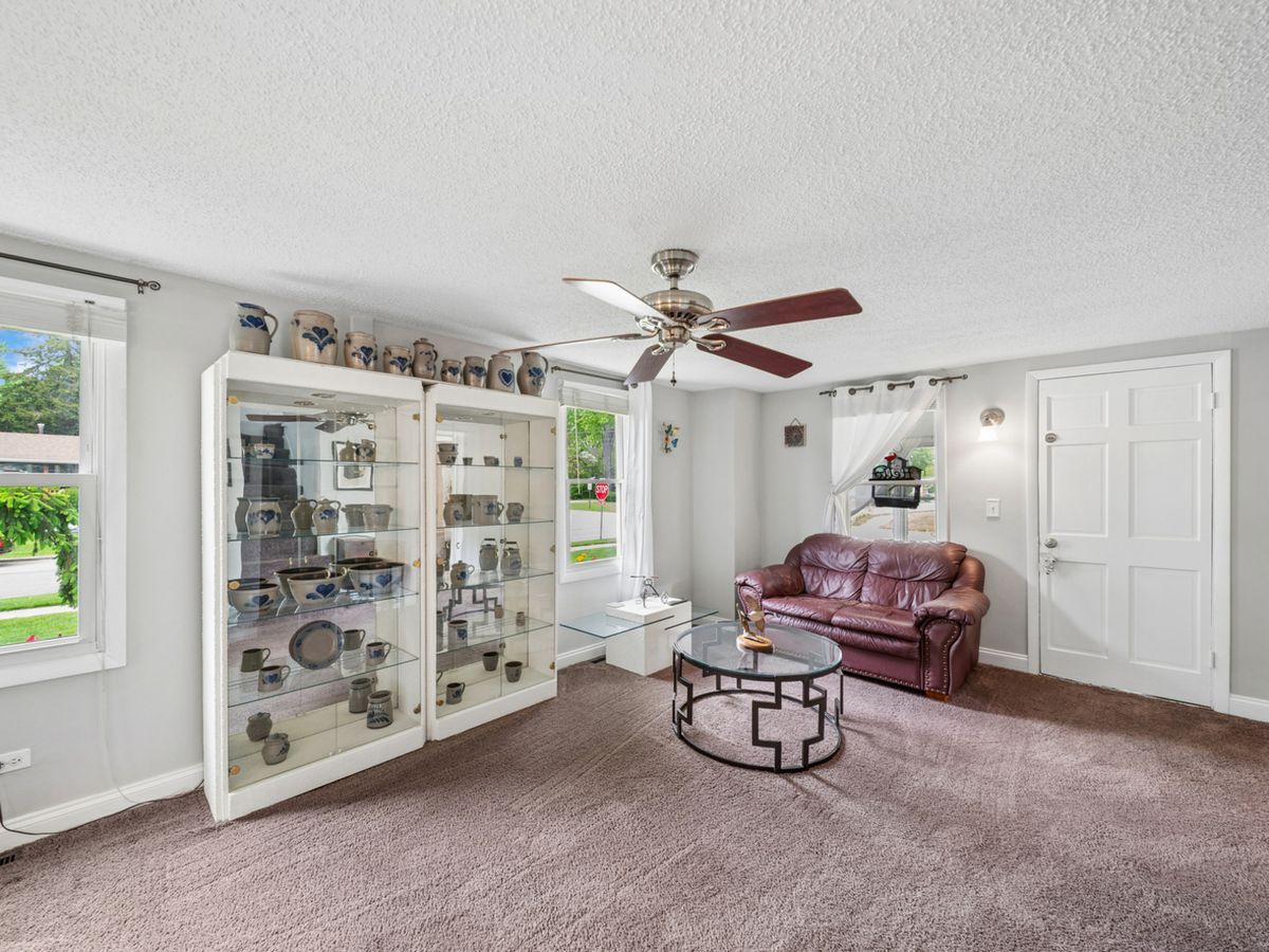 627 Park Street, Batavia, IL 60510