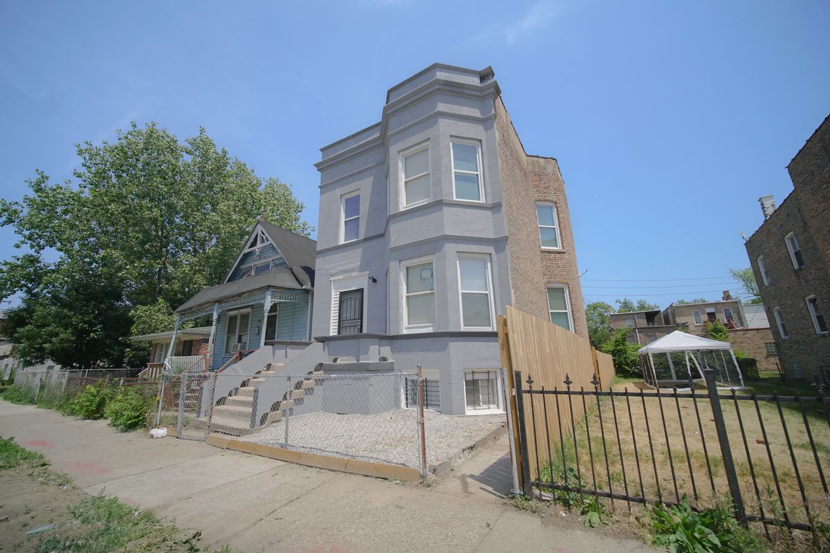 6333 Racine Avenue, Chicago, IL 60636