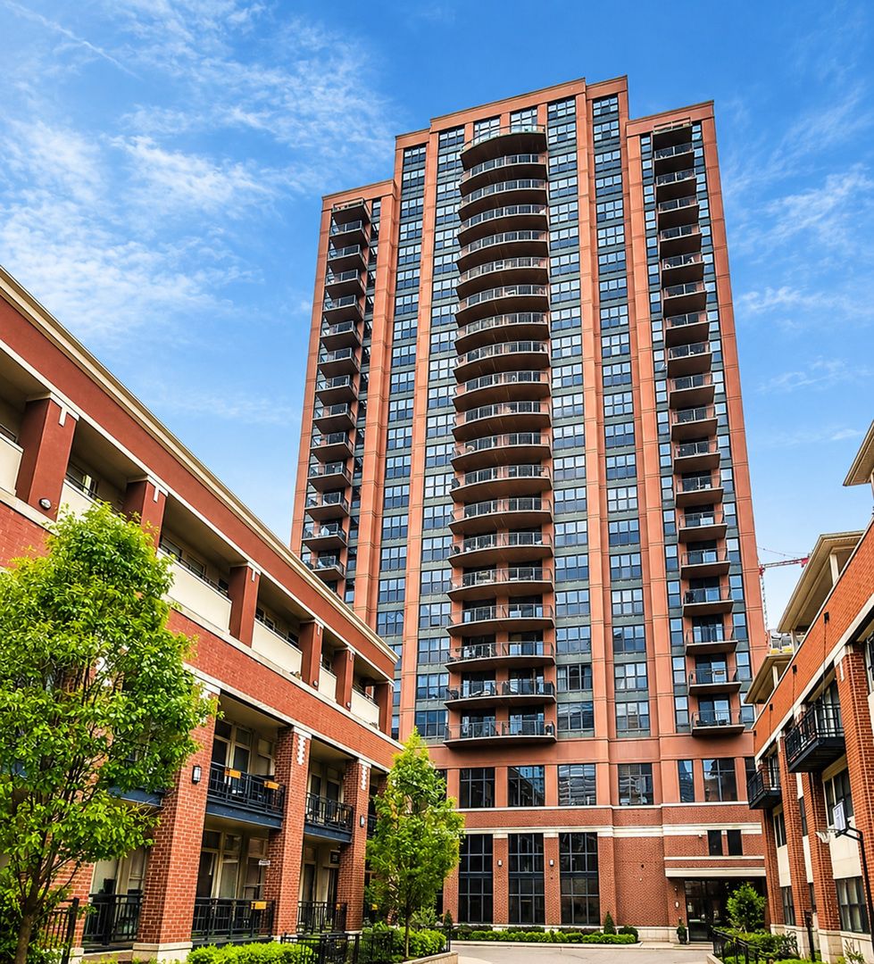 330 Jefferson Street, Chicago, IL 60661
