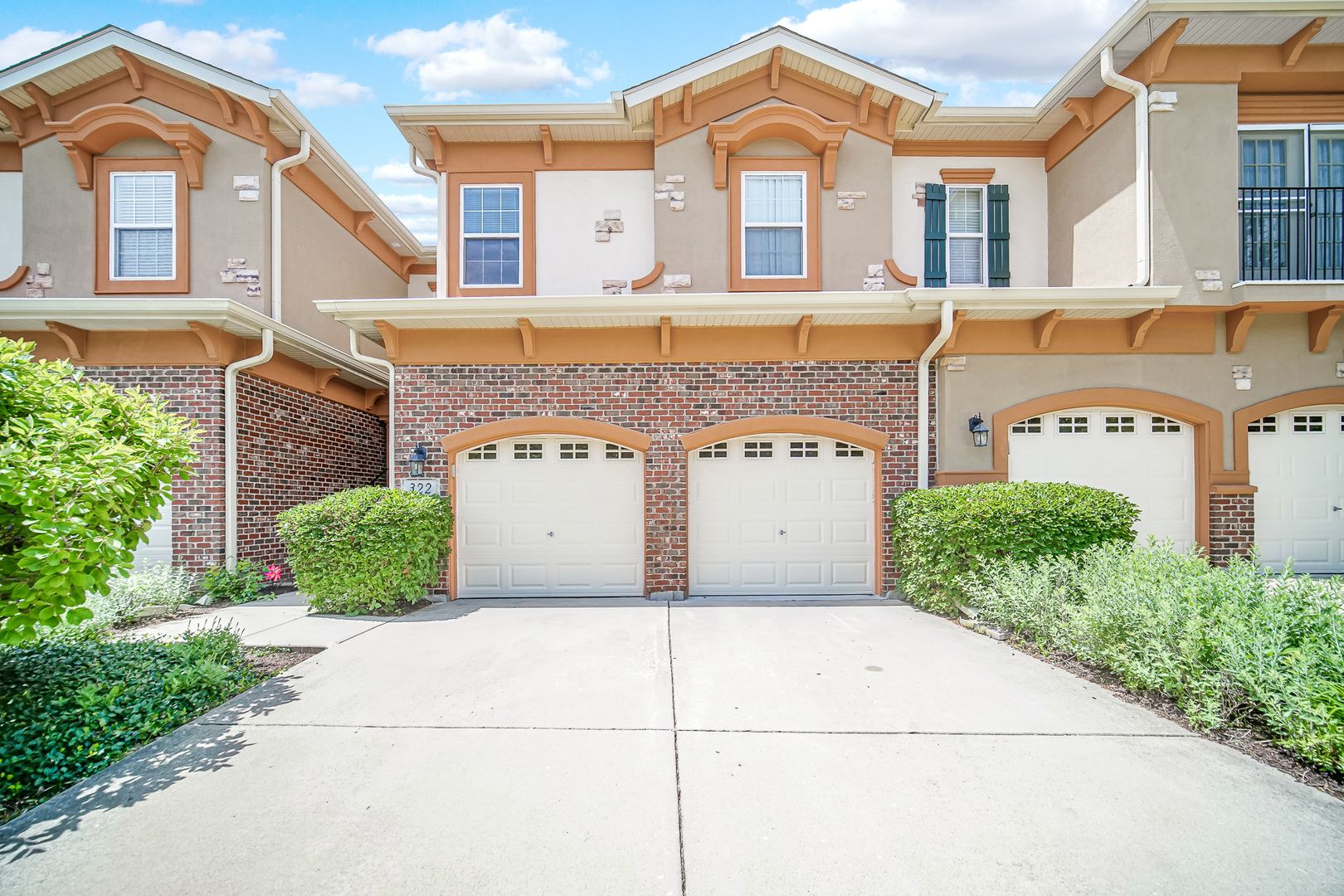 322 Montabello #322 — Bloomingdale, IL 60108