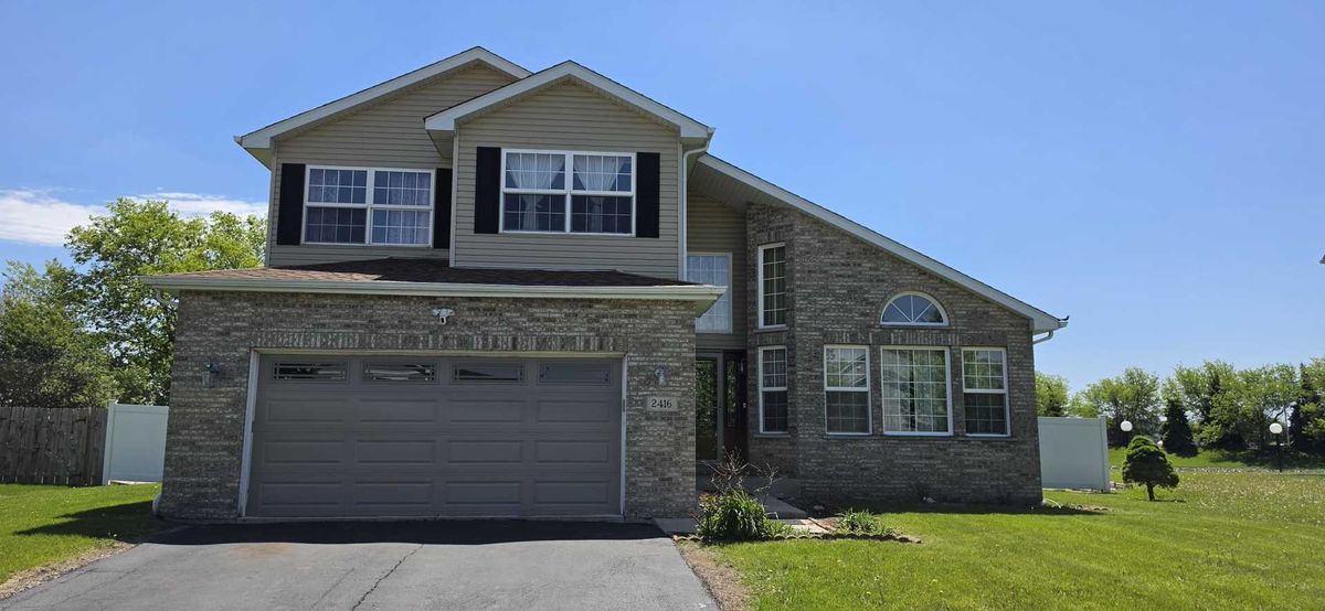 2416 Boxwood Lane, Plainfield, IL 60586