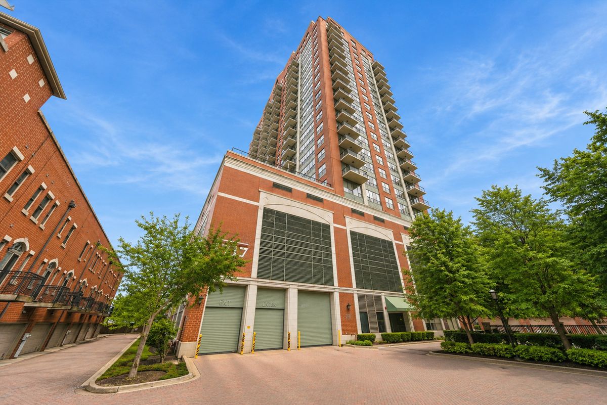 1717 Prairie Avenue, Chicago, IL 60616