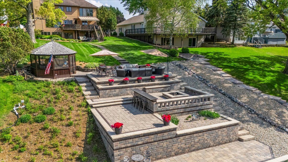 1317 PARK Place, Lake Holiday, IL 60548