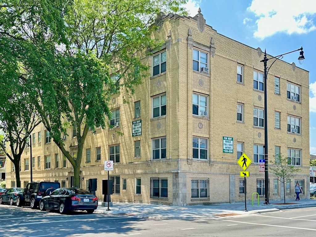 4756 MAPLEWOOD Avenue, Chicago, IL 60625