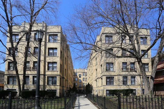4604 Beacon Street, Chicago, IL 60640