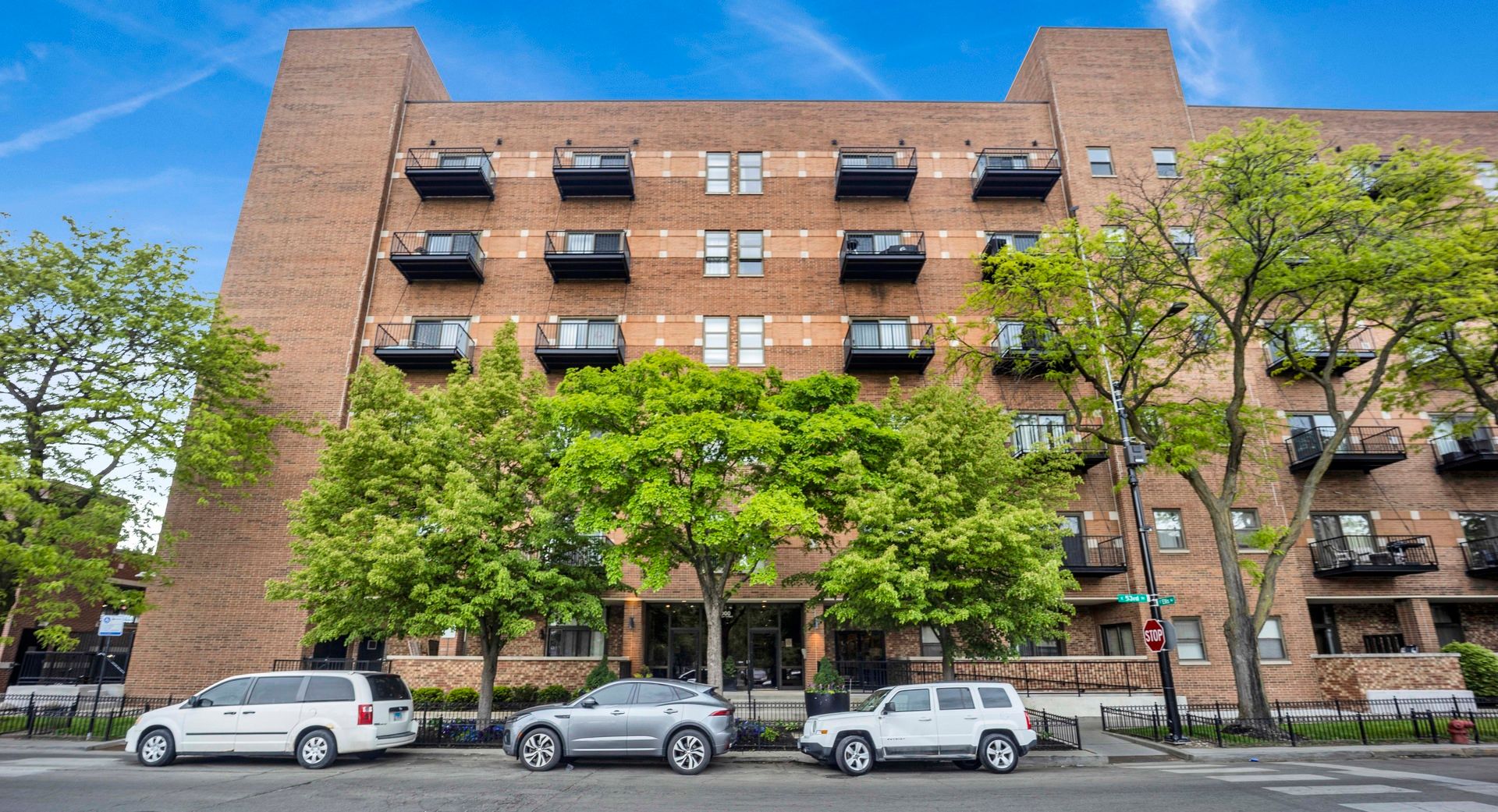 1000 E 53rd Street #603 — Chicago, IL 60615