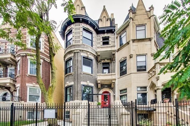 4516 King Drive, Chicago, IL 60653